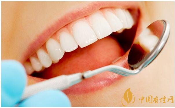 抽煙牙齒黃怎么變白，快速去除煙漬小妙招